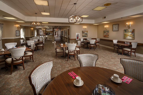 Image of Oak Leaf Manor South (5)