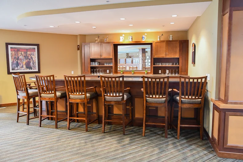 Image of Highview Hills by Vivie (7)