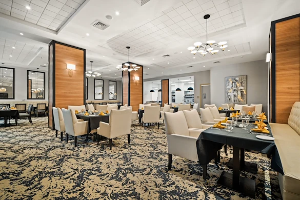 Image of The Oasis at Coral Reef (4)