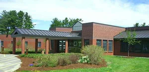 Image of Maine Veterans Home - So Paris (1)