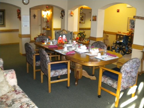 Image of Sandstone Cottage & Village (4)