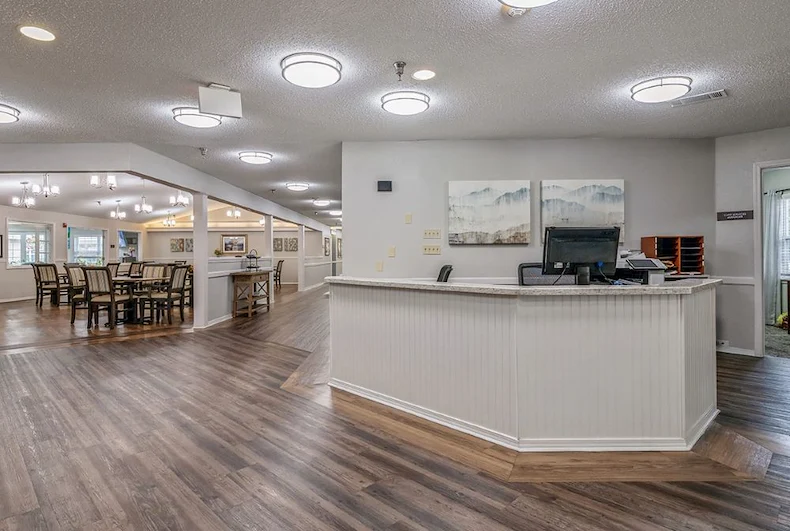 Image of Broadmoor Court (5)