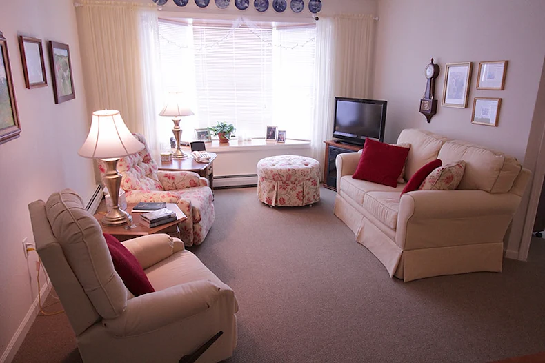 Image of The Village of Rosebush Manor (4)