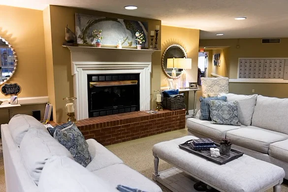 Image of Village Manor in Bowling Green (2)