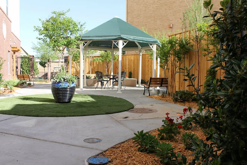 Image of Carillon Inc (6)