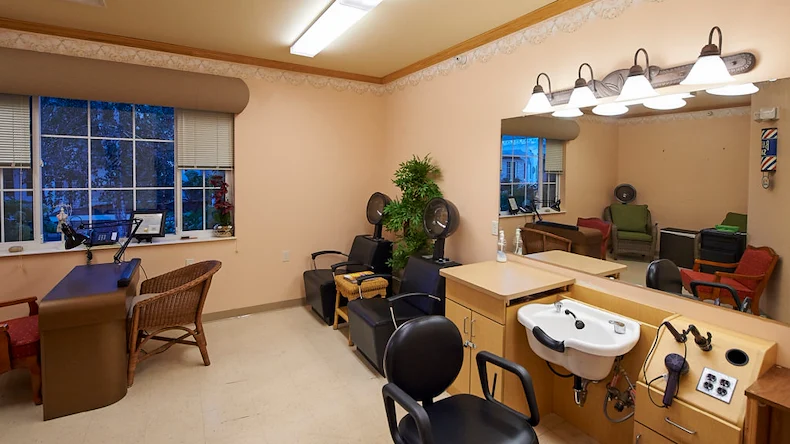 Image of Senior Star at Elmore Place (8)