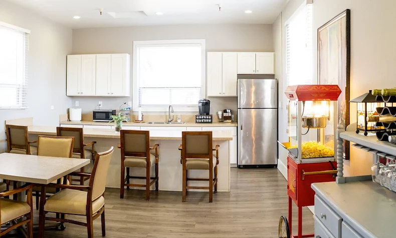 Image of Astoria Senior Living and Memory Care Oakdale (6)