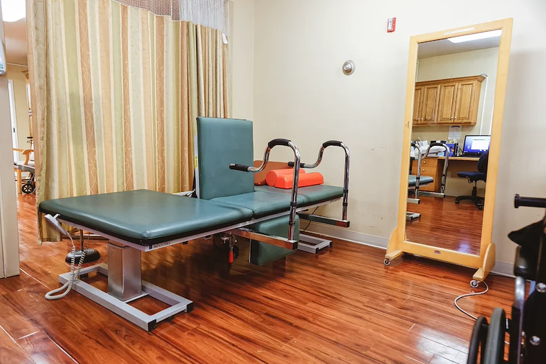 Image of Country Manor La Mesa Healthcare Center (8)