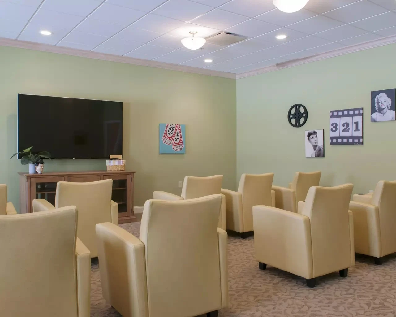 Image of Broadview Heights Danbury (6)