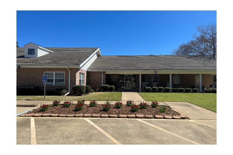 Image of Pine Lodge (2)