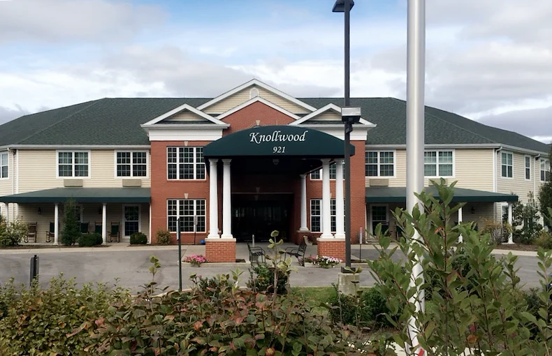 Image of Knollwood Retirement Community (1)