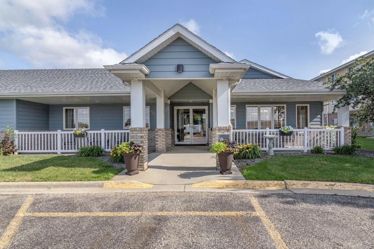 Image of Derian Place Senior Living (1)