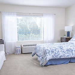 Image of Laurel Cove (4)