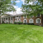 Image of Brown Deer Place (8)