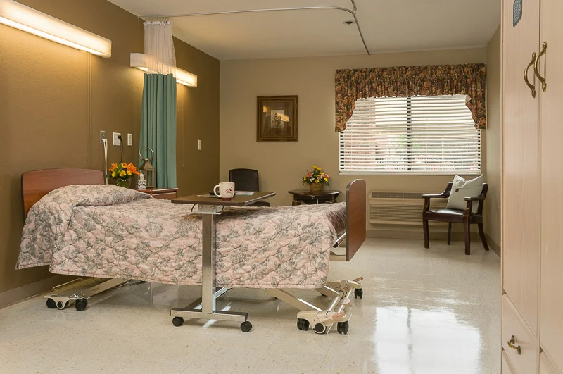 Image of Life Care Center Of Elizabethton (10)