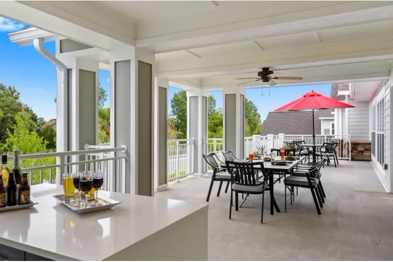 Image of American House Hampton Village (2)
