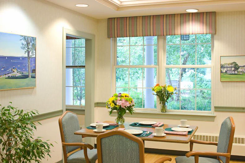 Image of Harbor Hill Center (4)