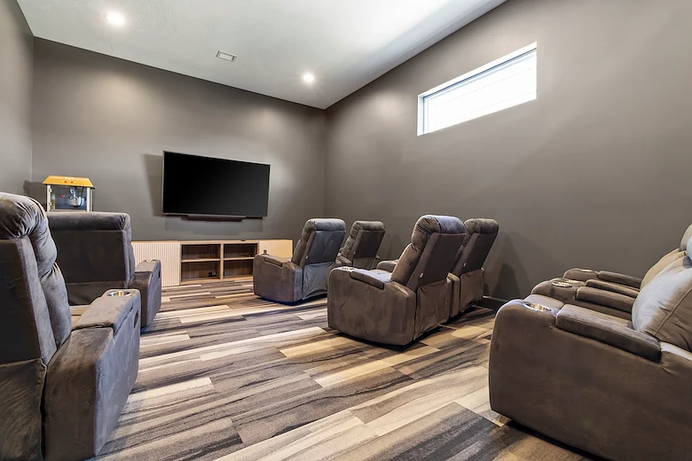 Image of Page Living at Pinnacle Hills (5)