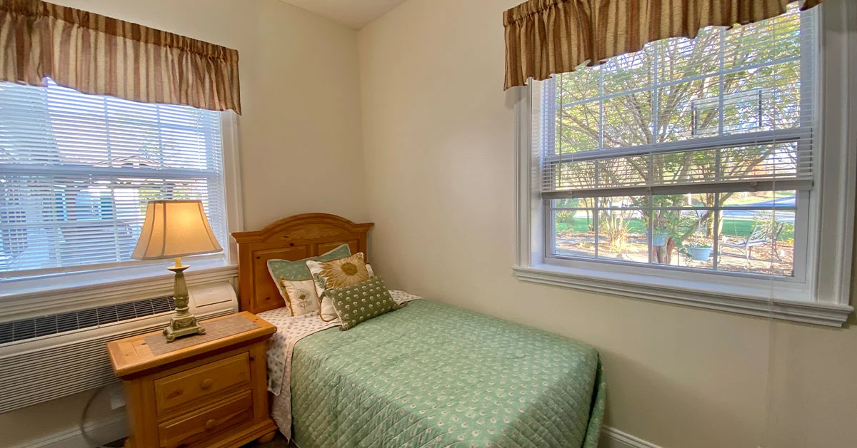 Image of Abbey Manor of Elkton (5)