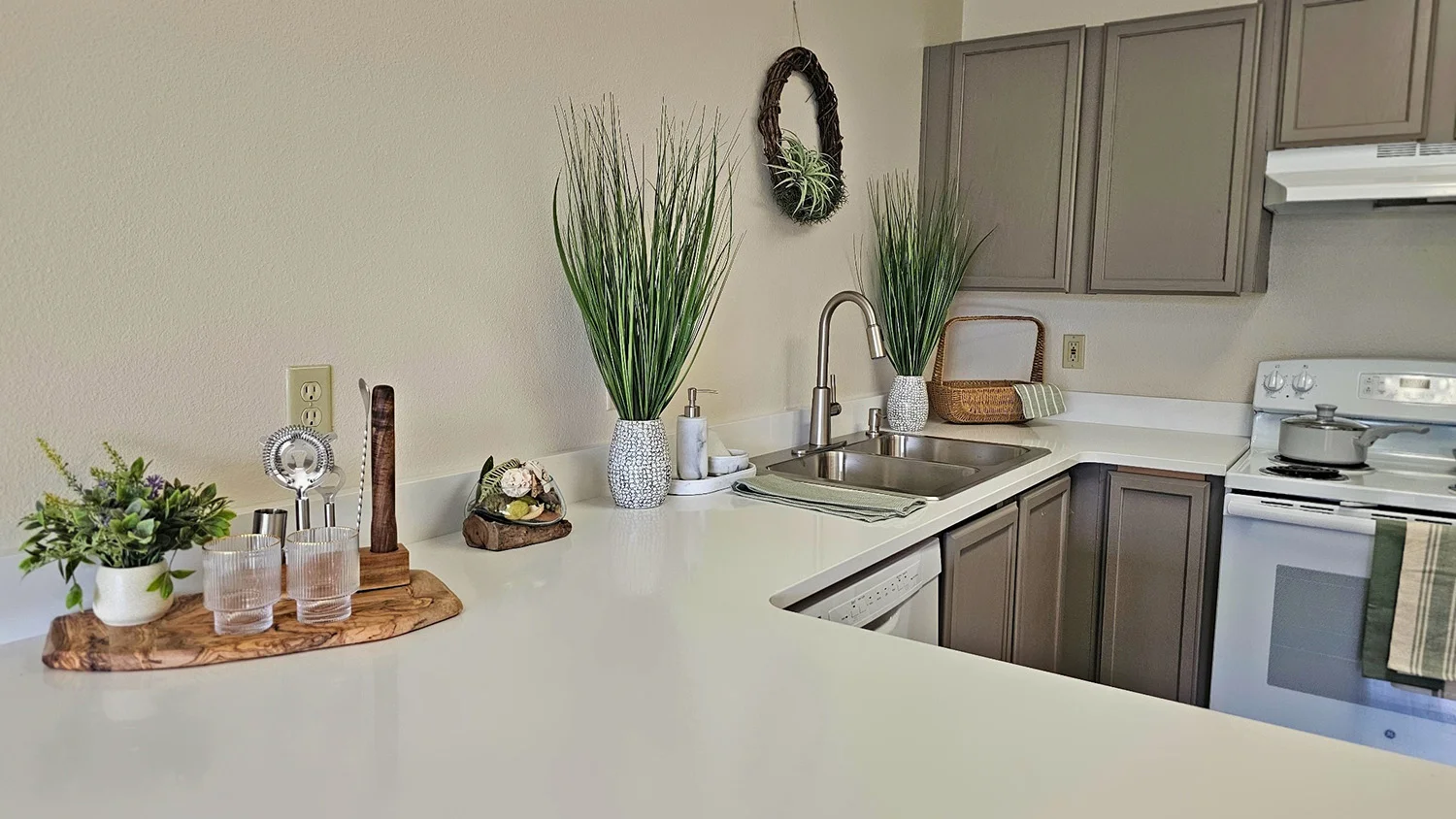 Image of Neawanna by the Sea (10)