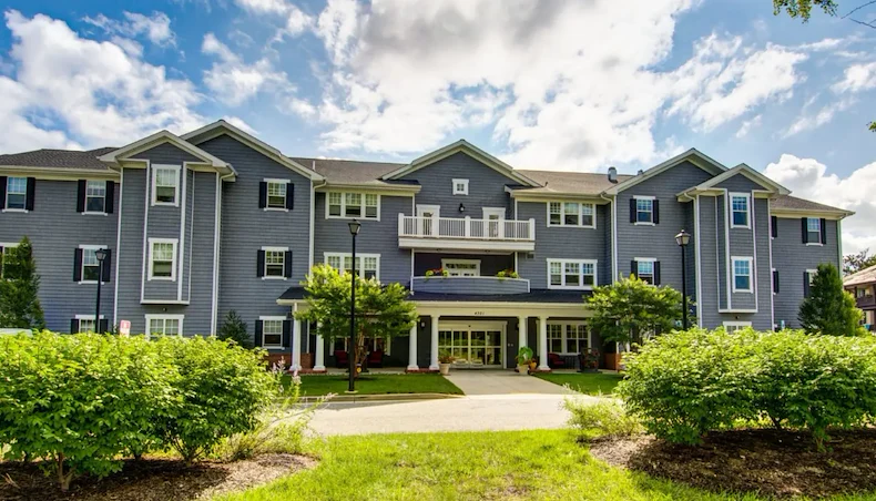 Image of Symphony Manor (1)