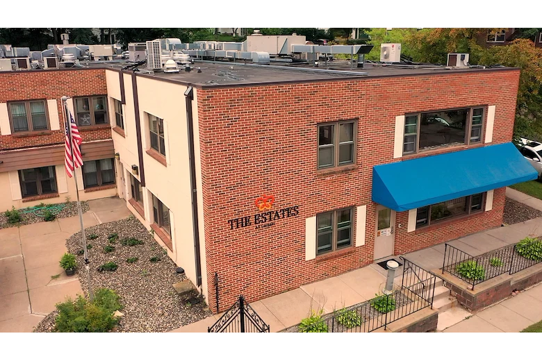 Image of The Estates At Linden LLC (2)