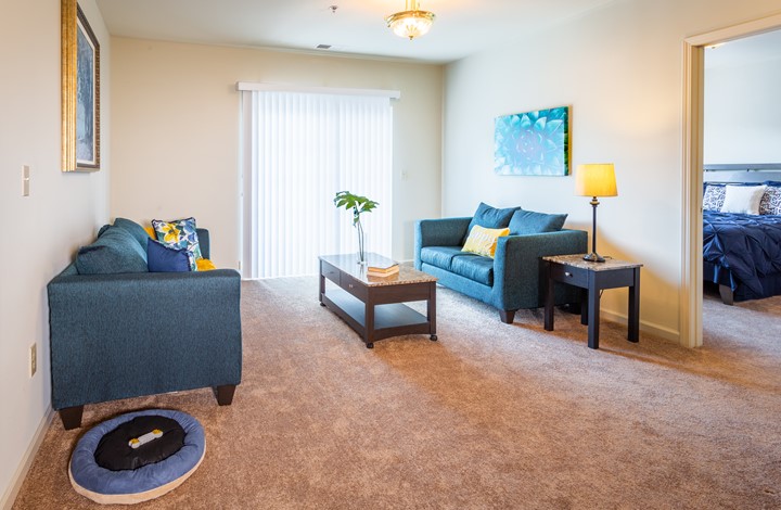 Senior living with spacious rooms 