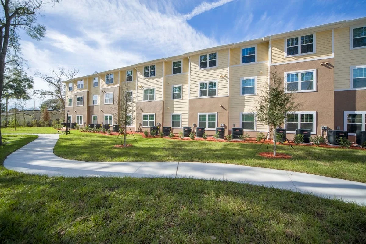 Image of Caroline Oaks Apartments (9)