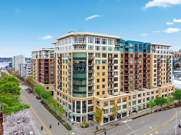 Image of Mirabella Seattle Health Center (1)