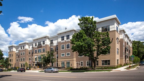 Street view of the Waters of Highland Park