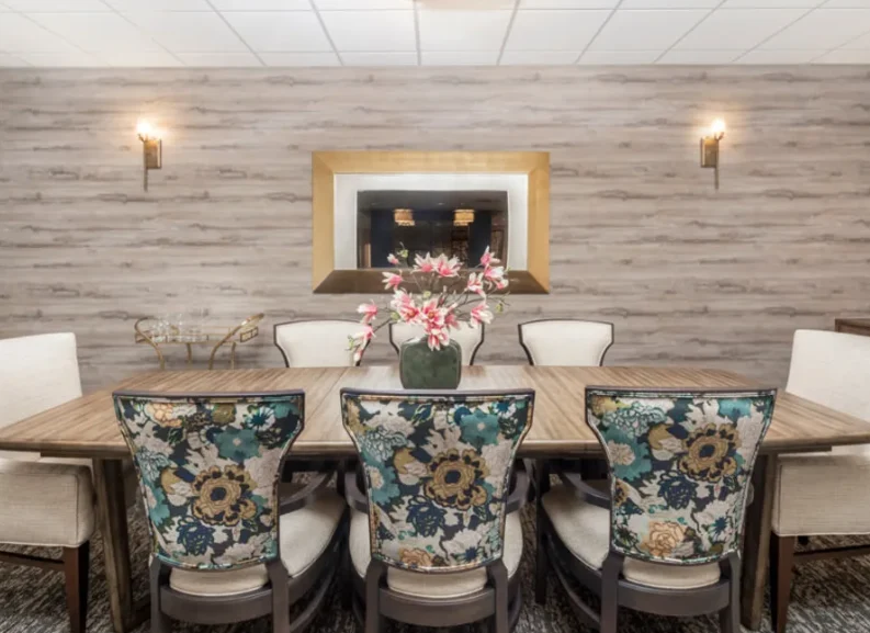 Image of Charter Senior Living of Gateway Park (7)