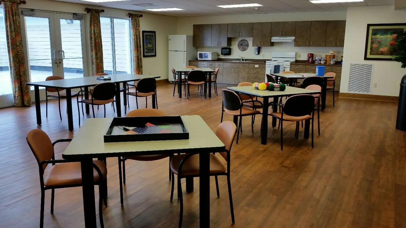 Image of Oak Park Place - Menasha (4)