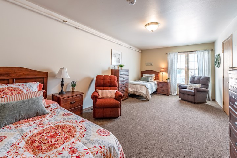 Image of Edgewood Watertown Memory Care (5)