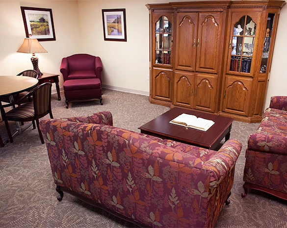 Prime Healthcare Senior Living – Fox Knoll Village in Aurora, IL, visiting area