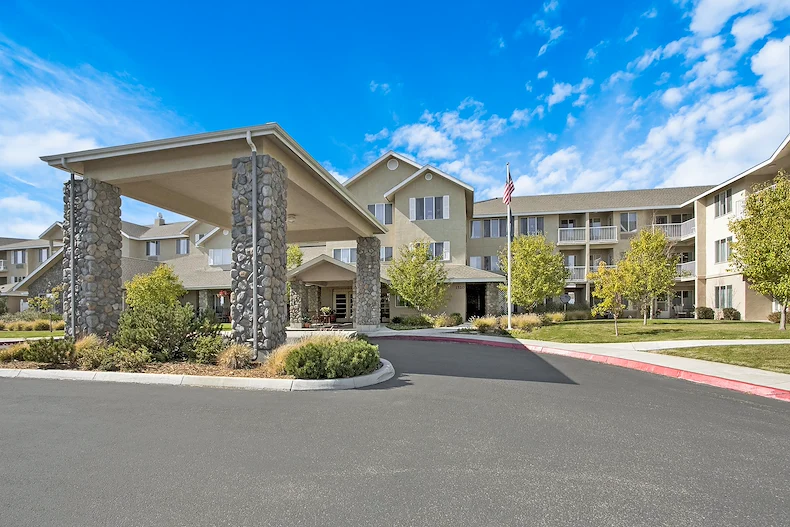 Image of Holiday Sky Peaks (1)