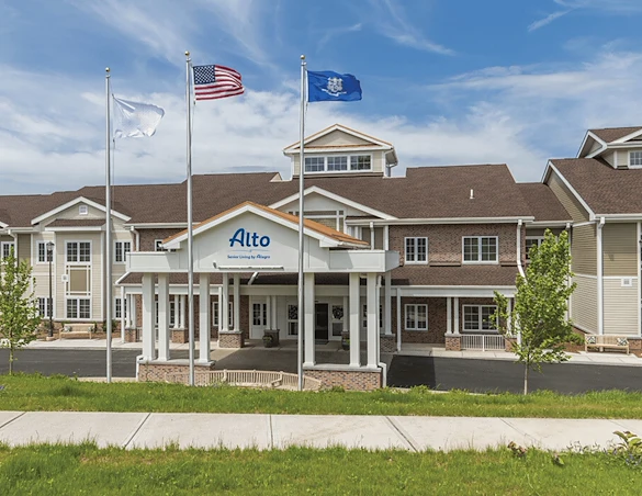 Alto Evergreen Walk, senior living community offering assisted living, memory care, and respite care in South Windsor, CT, front entrance