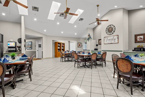 Image of Gateway Villas & Gateway Gardens (7)