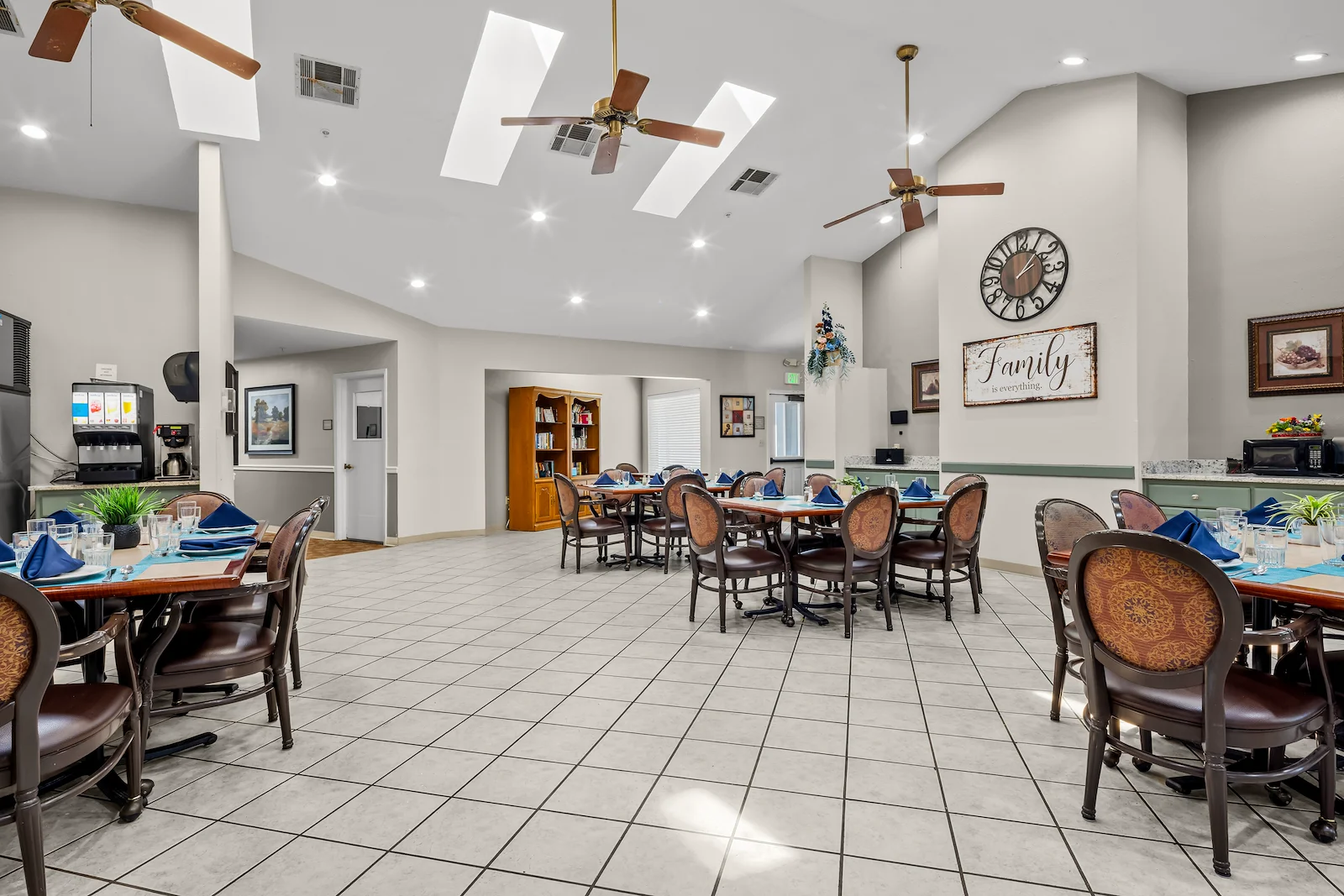 Image of Gateway Villas & Gateway Gardens (7)