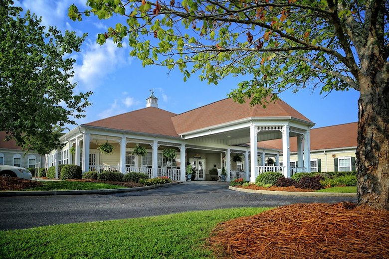 Image of Maple Court Senior Living (1)