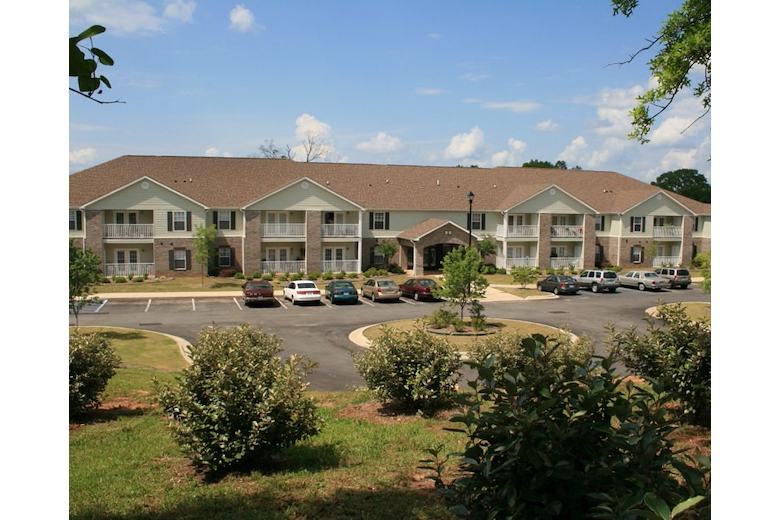 Image of Garden Greene Apartments (2)