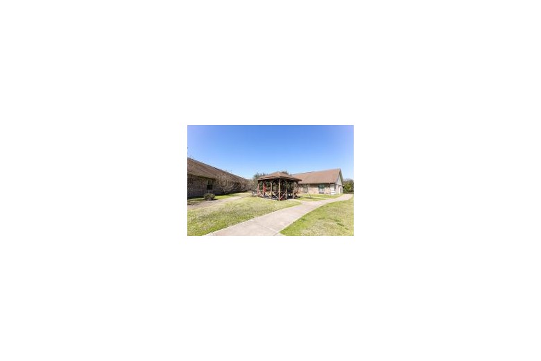 Image of Golden Creek Healthcare & Rehab (10)