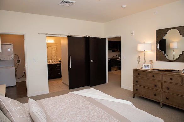 Image of The Oaks at Jamestown Senior Living (7)