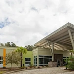 Ashley Gardens Senior Living offering assisted living and memory care in Charleston, SC, front entrance
