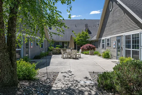 Image of Arden Courts at Bingham Farms (10)