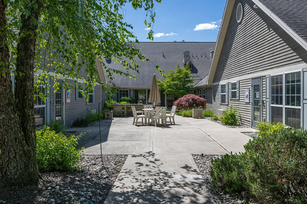 Image of Arden Courts at Bingham Farms (10)