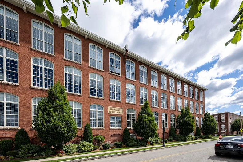 Image of Manomet Place (1)