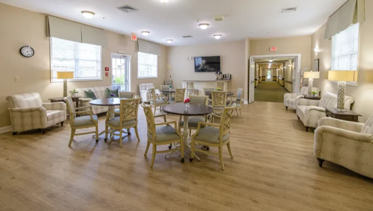 Image of Lakes at Litchfield Skilled Nursing (6)