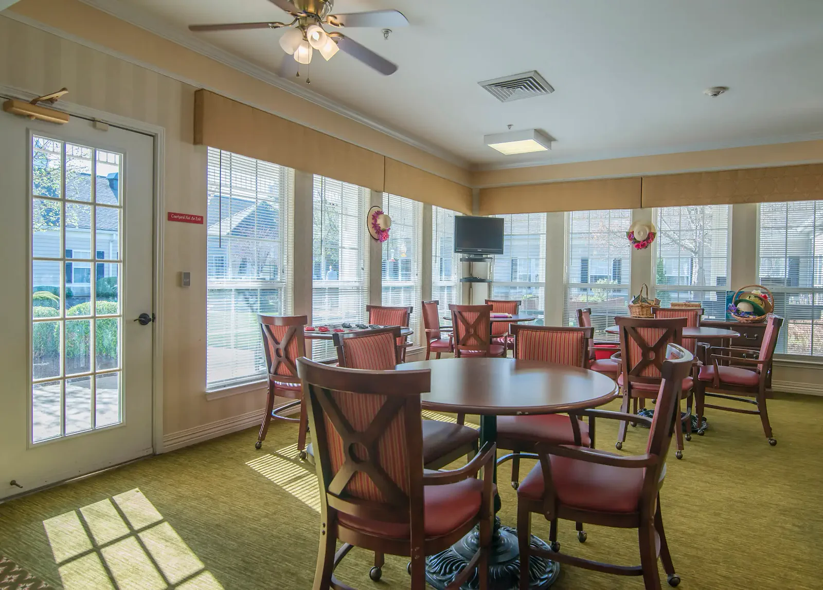 Image of Morning Pointe Senior Living of Frankfort (2)