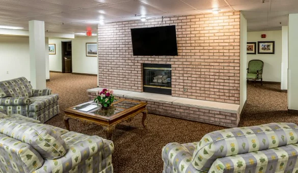 Image of Holiday Palmer Hills (5)