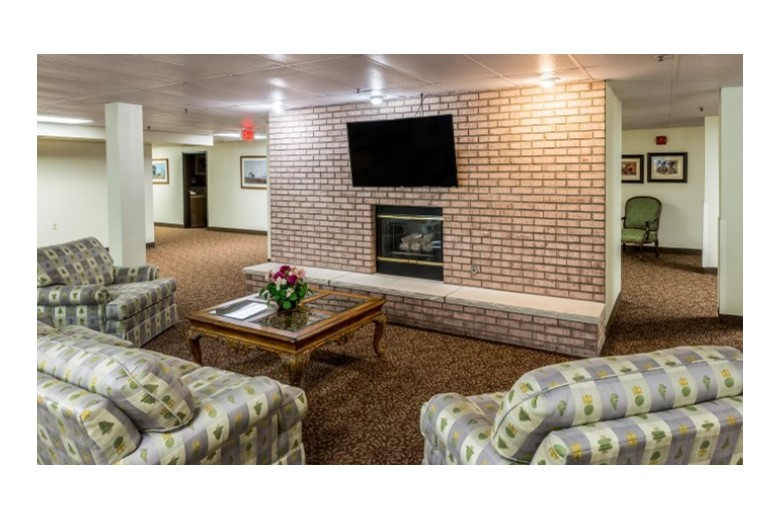 Image of Holiday Palmer Hills (5)